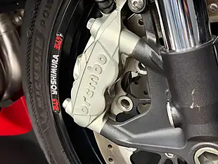 Used 2014 Suzuki GSX-R750 Yoshimura Limited Edition Red - Interior and Exterior details 13