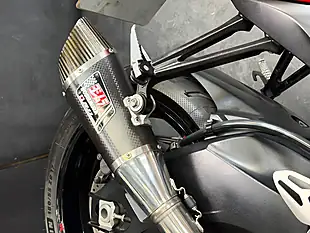 Used 2014 Suzuki GSX-R750 Yoshimura Limited Edition Red - Interior and Exterior details 6