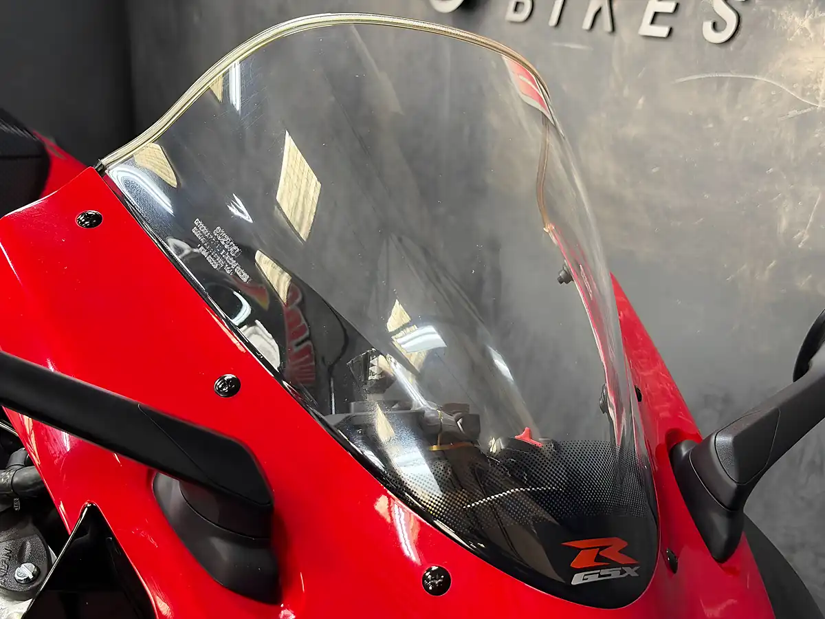Used 2014 Suzuki GSX-R750 Yoshimura Limited Edition Red - Interior and Exterior details 8