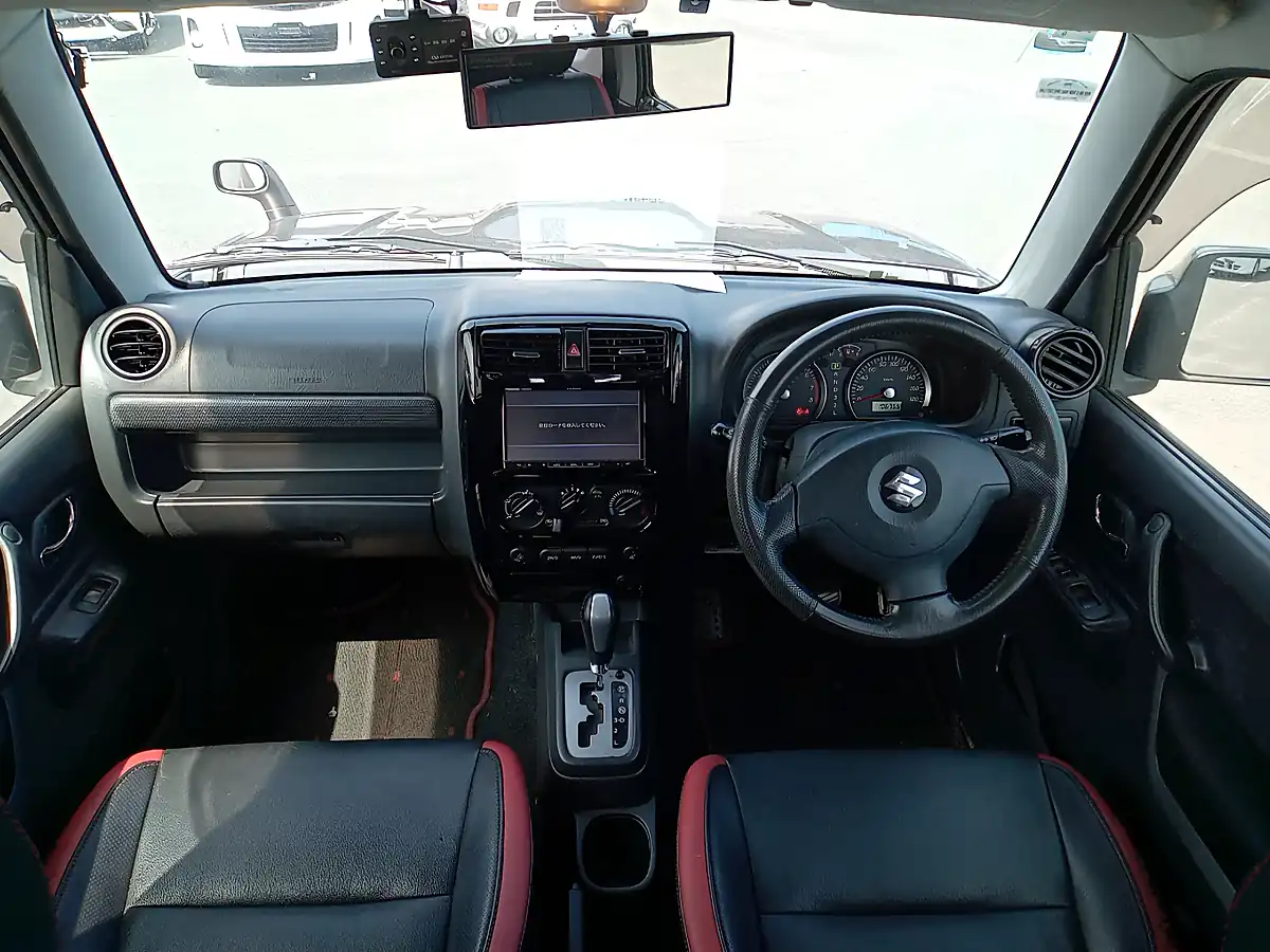Used 2014 Suzuki Jimny Automatic Brown - Interior and Exterior details 13