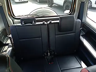 Used 2014 Suzuki Jimny Automatic Brown - Interior and Exterior details 9