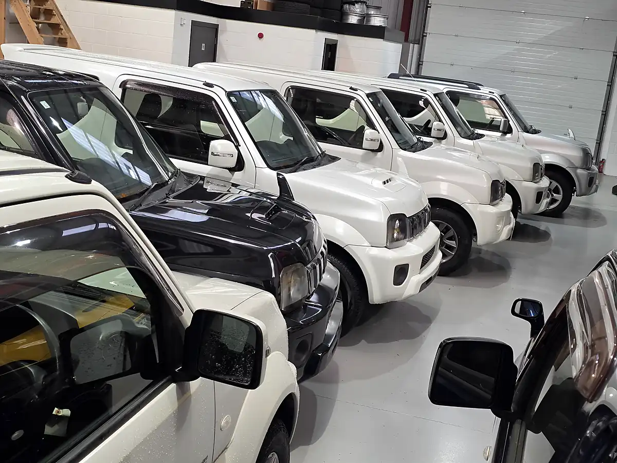 Used 2014 Suzuki Jimny Jdm Green - Interior and Exterior details 14