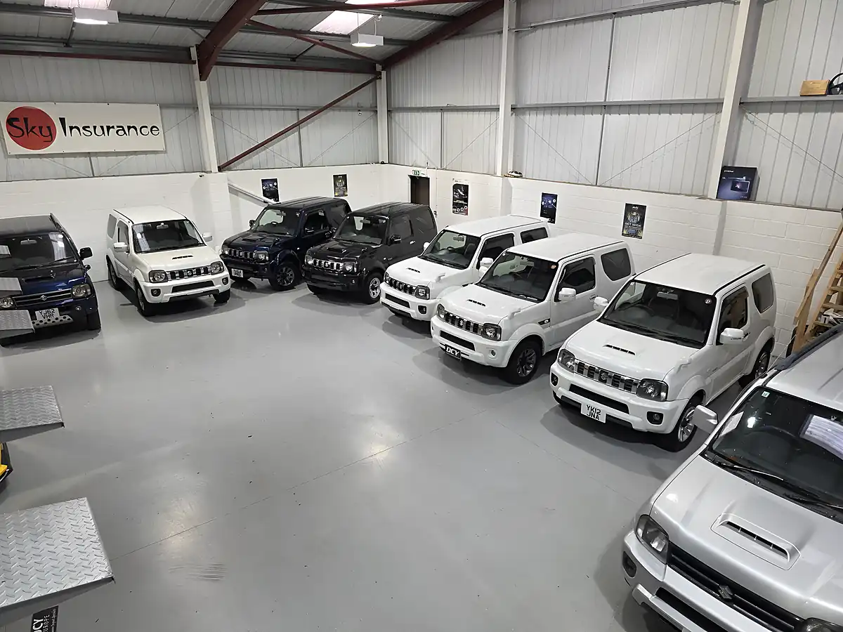 Used 2014 Suzuki Jimny Jdm Green - Interior and Exterior details 5
