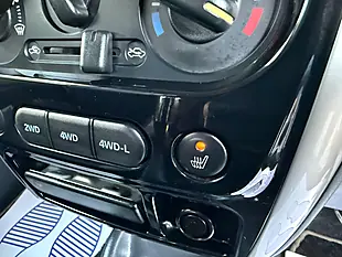 Used 2014 Suzuki Jimny Landventure Green - Interior and Exterior details 16