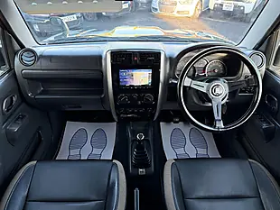 Used 2014 Suzuki Jimny Landventure Green - Interior and Exterior details 3