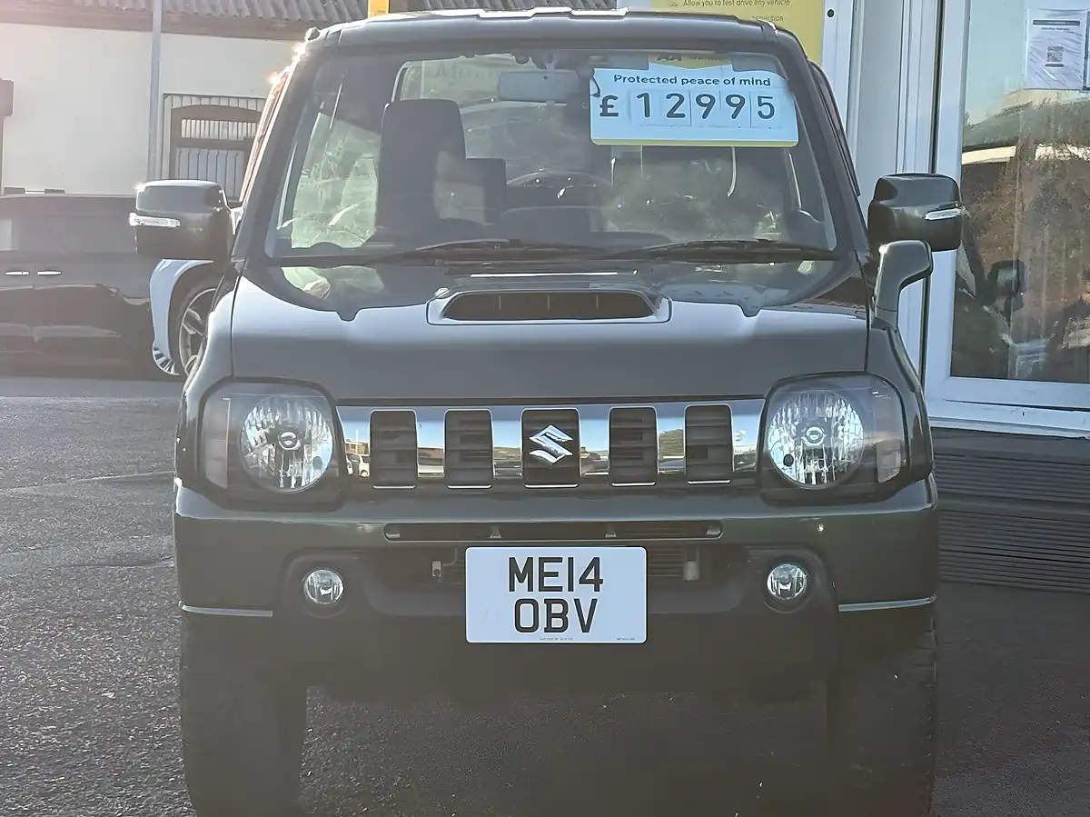 Used 2014 Suzuki Jimny Landventure Green - Interior and Exterior details 7