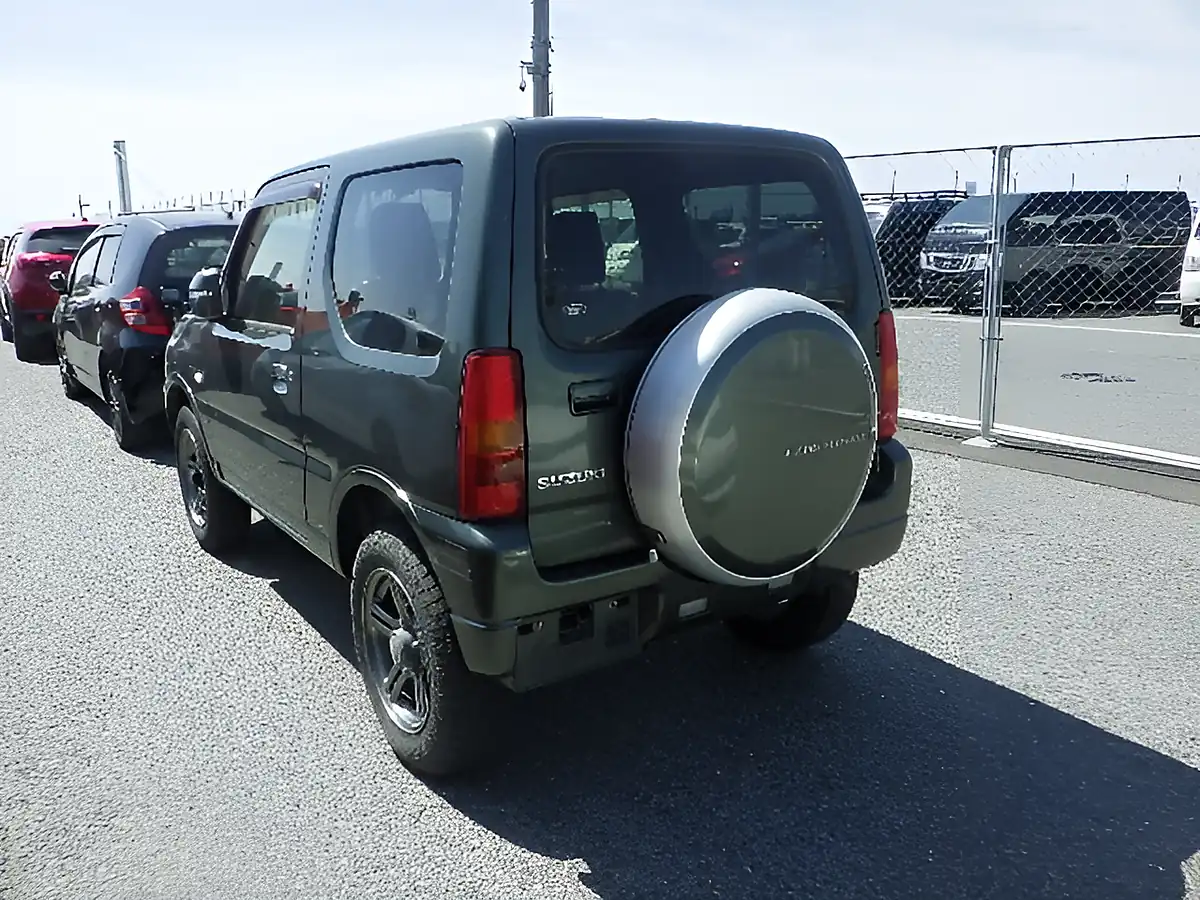 Used 2014 Suzuki Jimny SUV 4X4 Green - Interior and Exterior details 13