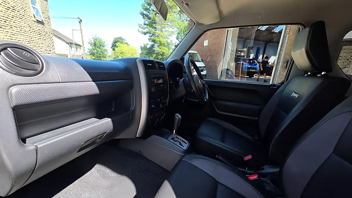 Used 2014 Suzuki Jimny SZ4 Grey - Interior and Exterior details 10