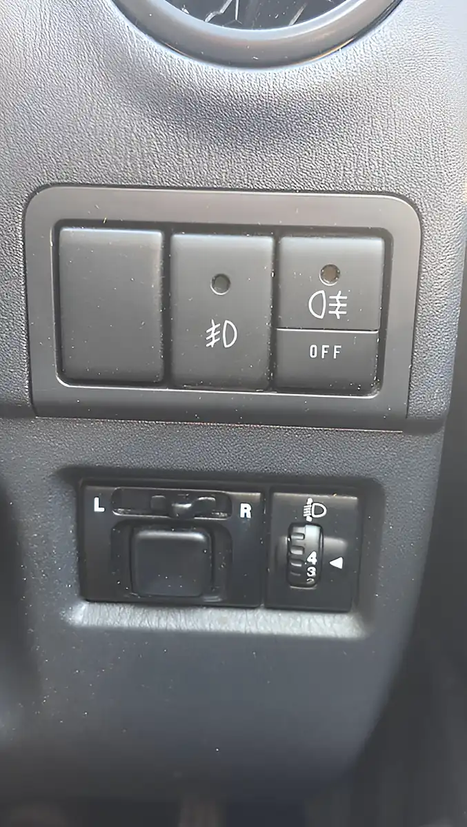 Used 2014 Suzuki Jimny SZ4 Grey - Interior and Exterior details 15