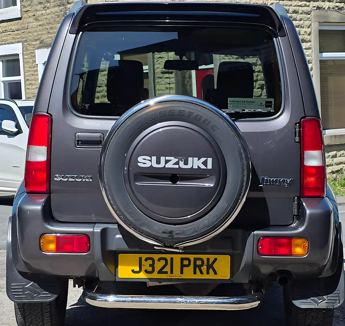 Used 2014 Suzuki Jimny SZ4 Grey - Interior and Exterior details 6