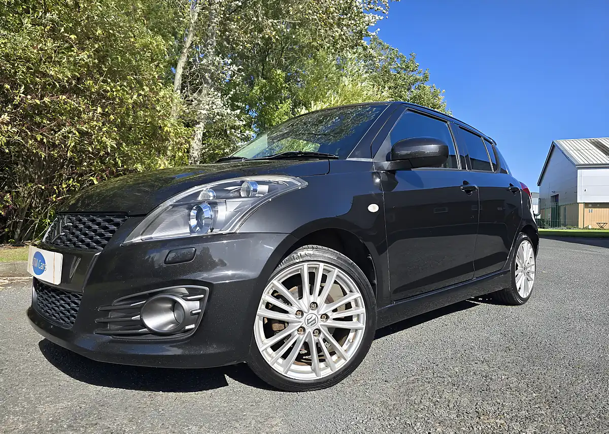 Used 2014 Suzuki Swift Sport Black - Front View