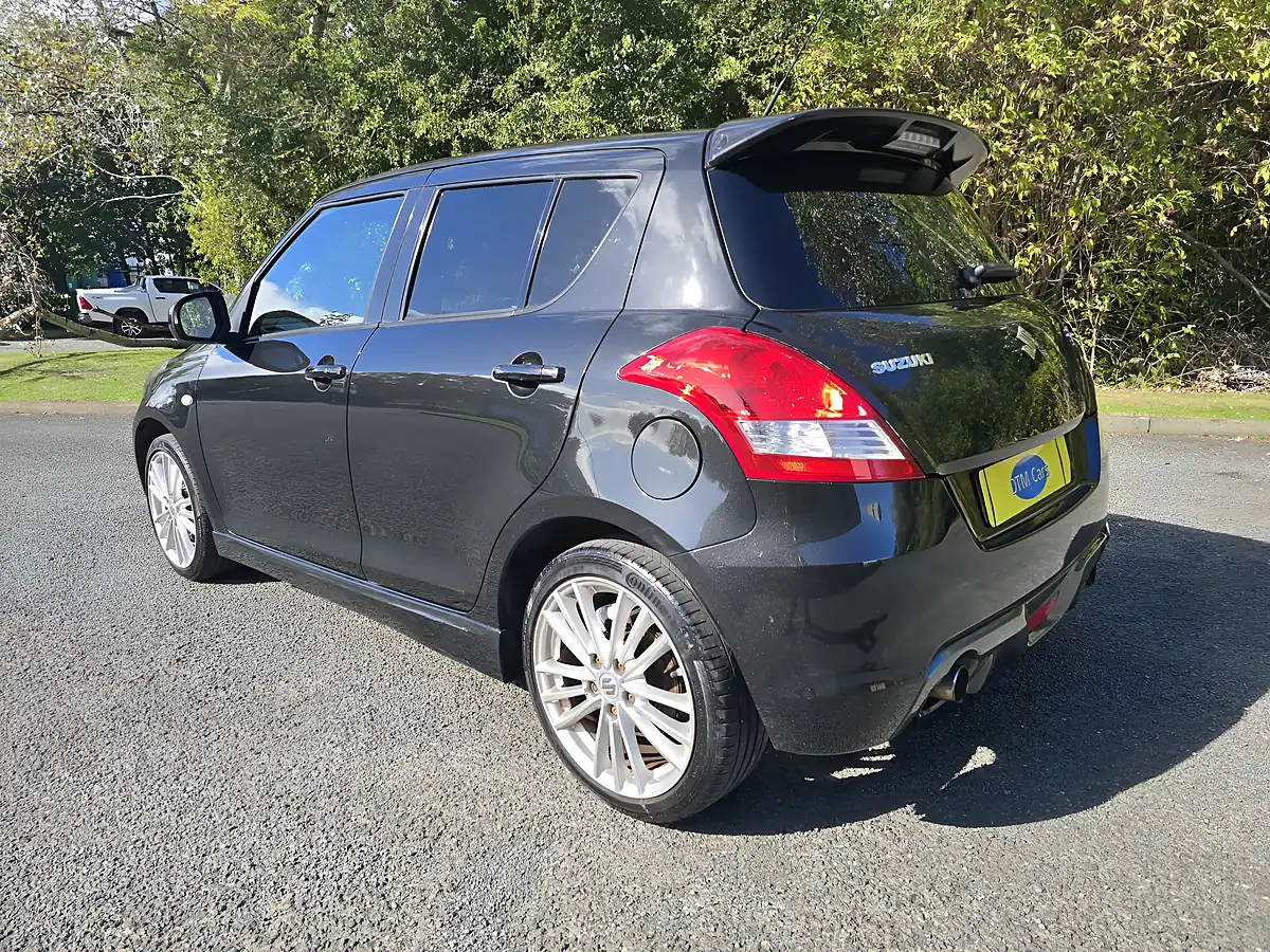 Used 2014 Suzuki Swift Sport Black - Interior and Exterior details 20