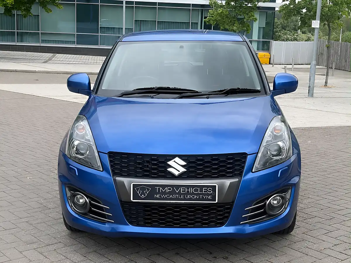 Used 2014 Suzuki Swift Sport Blue - Interior and Exterior details 9