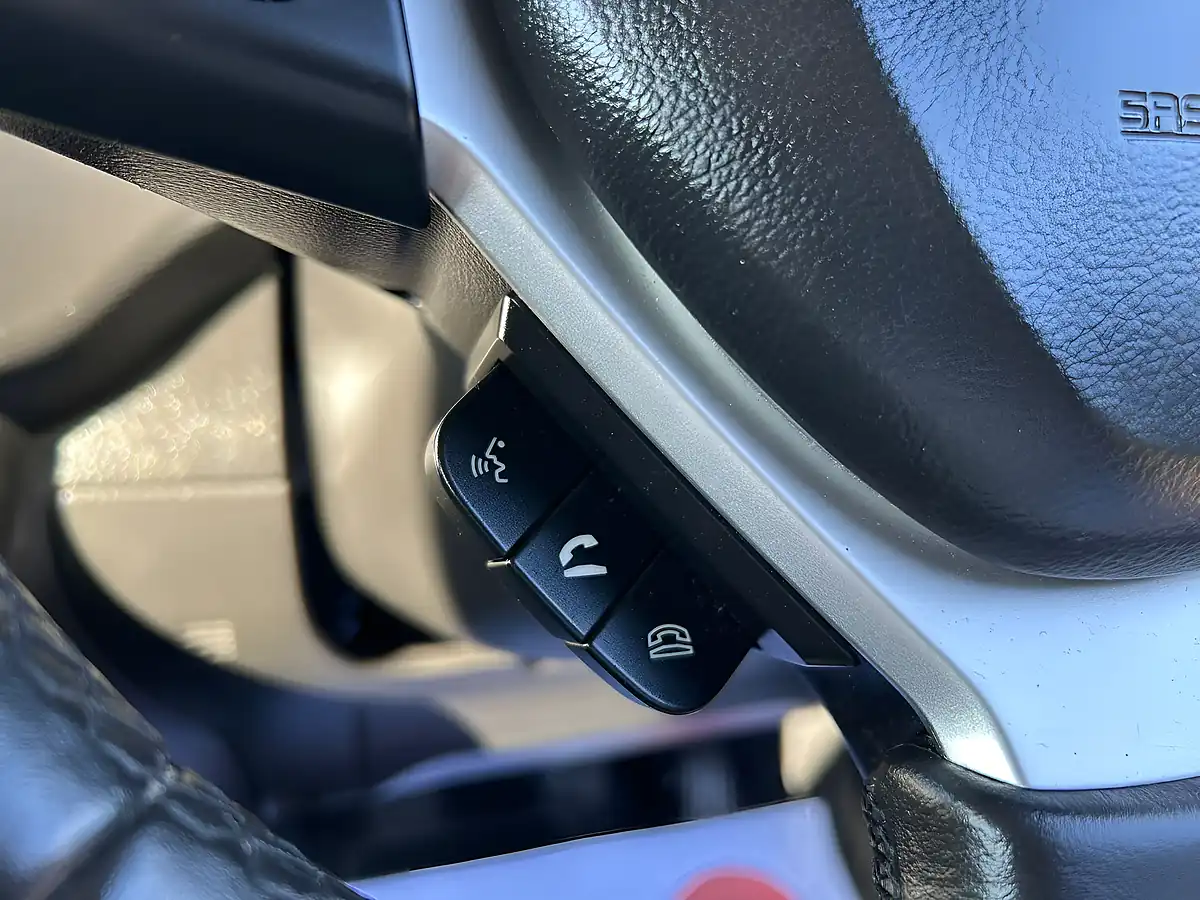 Used 2014 Suzuki Swift SZ4 White - Interior and Exterior details 14
