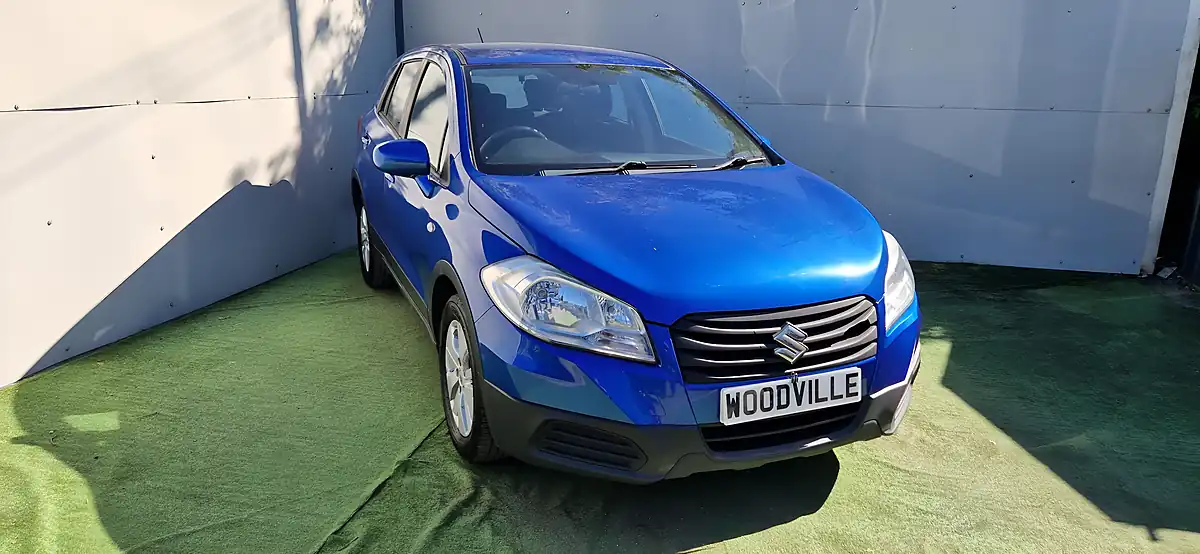 Used 2014 Suzuki Sx4 S-Cross Sz3 Blue - Interior and Exterior details 3