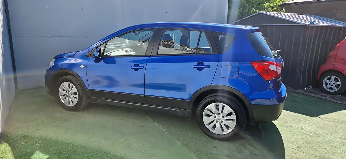 Used 2014 Suzuki Sx4 S-Cross Sz3 Blue - Interior and Exterior details 4