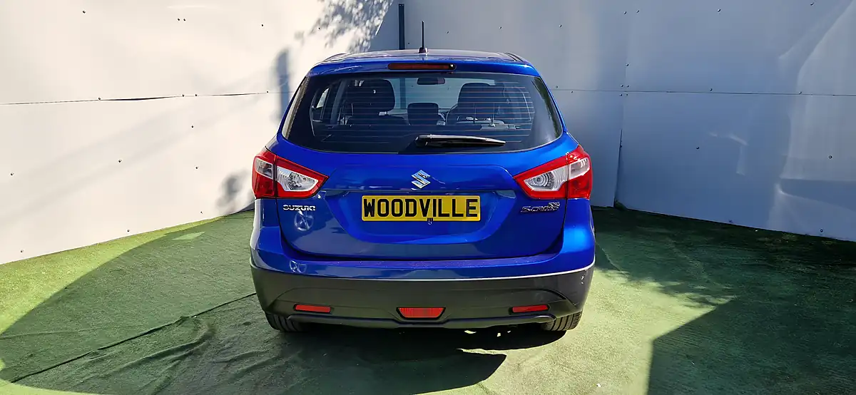 Used 2014 Suzuki Sx4 S-Cross Sz3 Blue - Interior and Exterior details 9