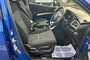 Used 2014 Suzuki SX4 S-Cross SZ4 Blue - Interior and Exterior details 11