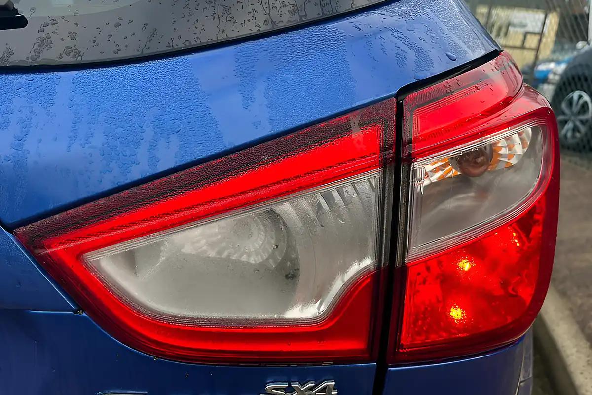 Used 2014 Suzuki SX4 S-Cross SZ4 Blue - Interior and Exterior details 12