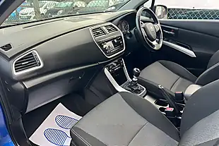 Used 2014 Suzuki SX4 S-Cross SZ4 Blue - Interior and Exterior details 9