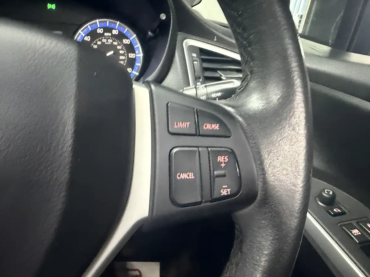 Used 2014 Suzuki SX4 S-Cross SZ5 Blue - Interior and Exterior details 15