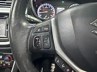 Used 2014 Suzuki SX4 S-Cross SZ5 Blue - Interior and Exterior details 16