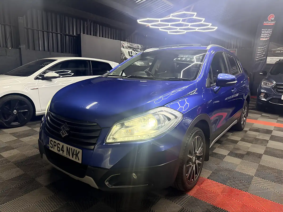 Used 2014 Suzuki SX4 S-Cross SZ5 Blue - Interior and Exterior details 5