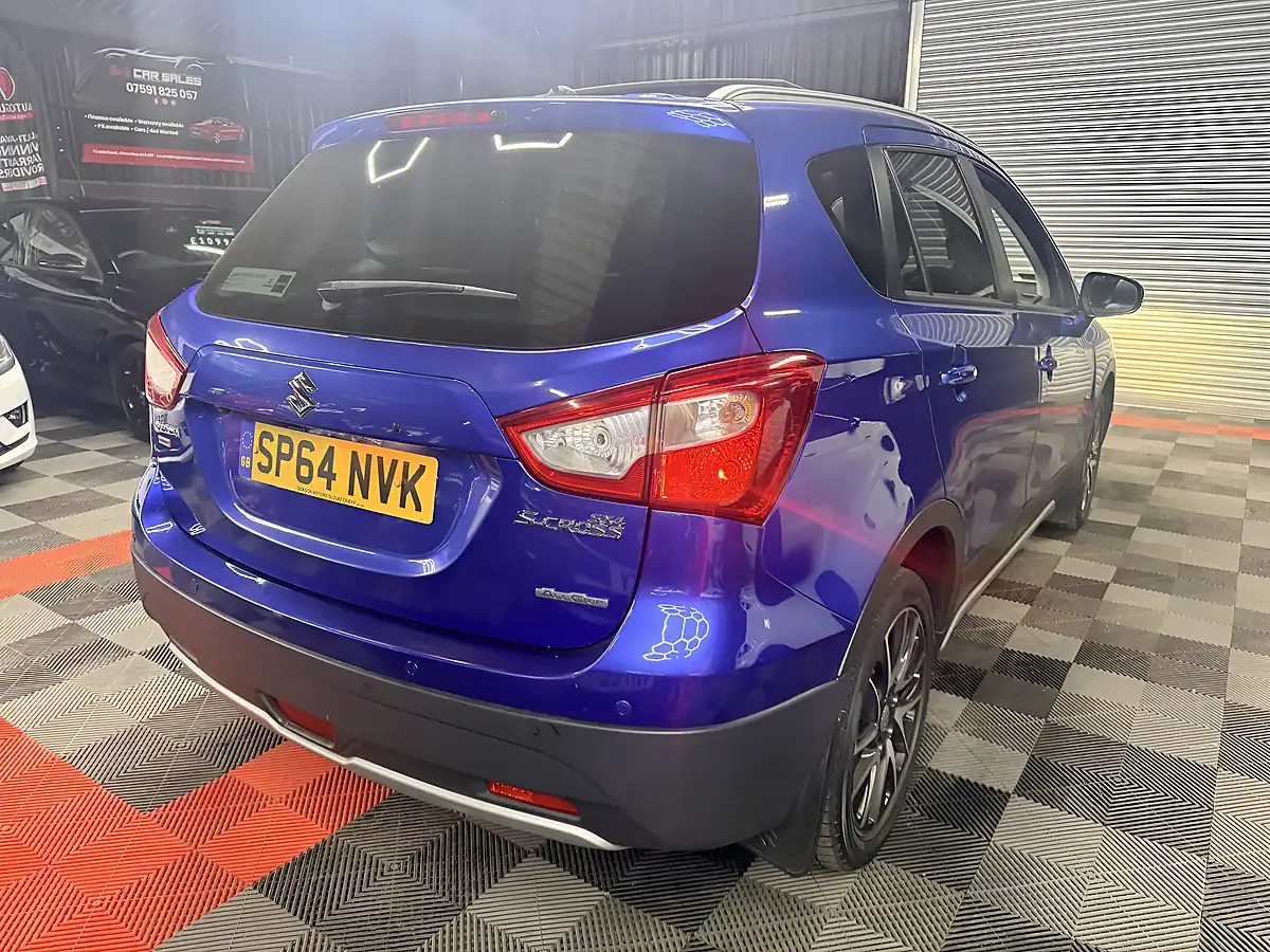 Used 2014 Suzuki SX4 S-Cross SZ5 Blue - Interior and Exterior details 9