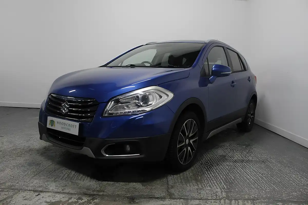 Used 2014 Suzuki SX4 S-Cross SZ5 Blue - Interior and Exterior details 2