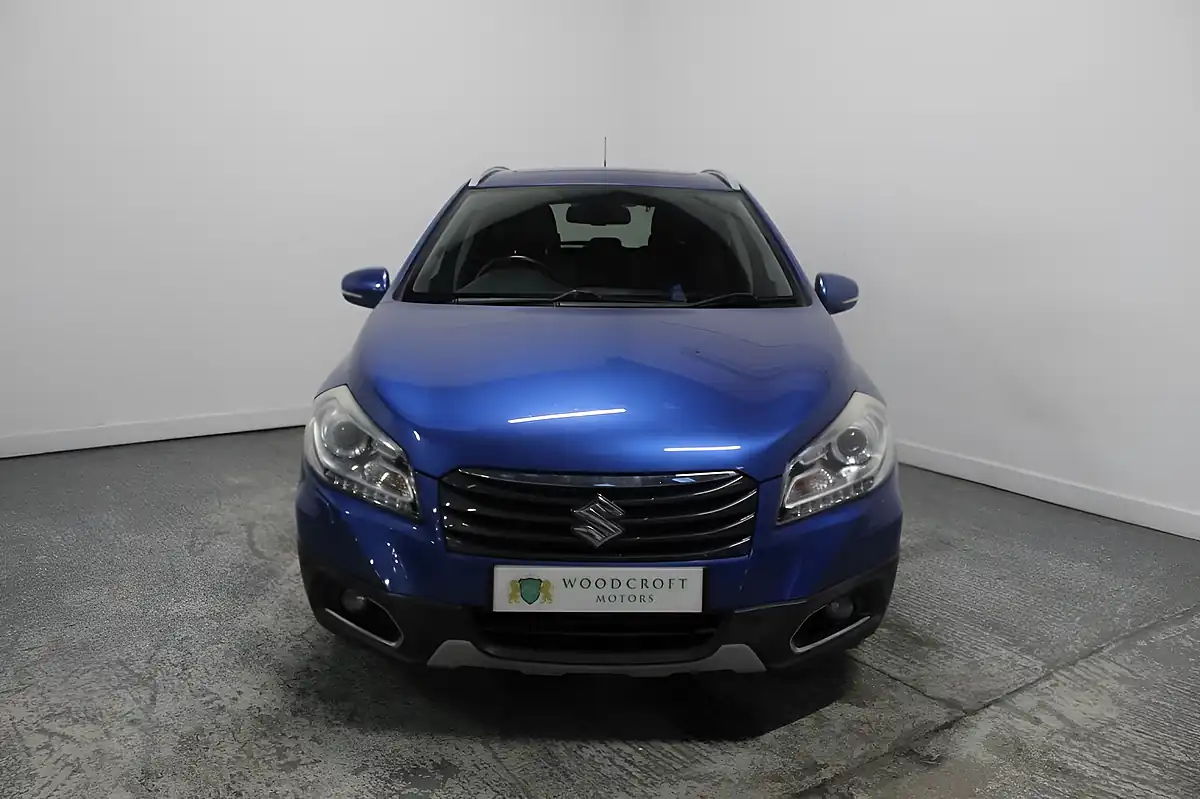 Used 2014 Suzuki SX4 S-Cross SZ5 Blue - Interior and Exterior details 8