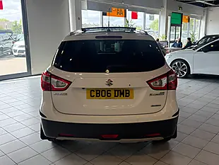 Used 2014 Suzuki SX4 S-Cross SZ5 White - Interior and Exterior details 10
