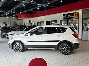 Used 2014 Suzuki SX4 S-Cross SZ5 White - Interior and Exterior details 6