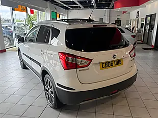 Used 2014 Suzuki SX4 S-Cross SZ5 White - Interior and Exterior details 7