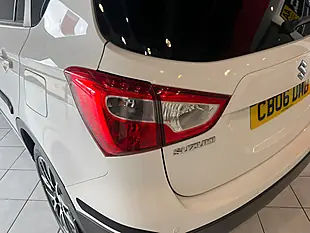 Used 2014 Suzuki SX4 S-Cross SZ5 White - Interior and Exterior details 8