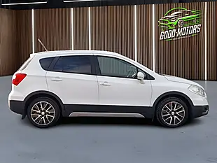 Used 2014 Suzuki Sx4 S-Cross SZ5 White - Interior and Exterior details 9