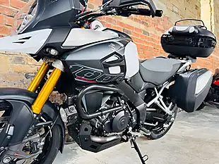 Used 2014 Suzuki V-Strom 1000 Al4 White - Interior and Exterior details 15