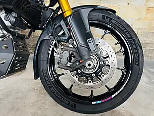 Used 2014 Suzuki V-Strom 1000 Al4 White - Interior and Exterior details 5