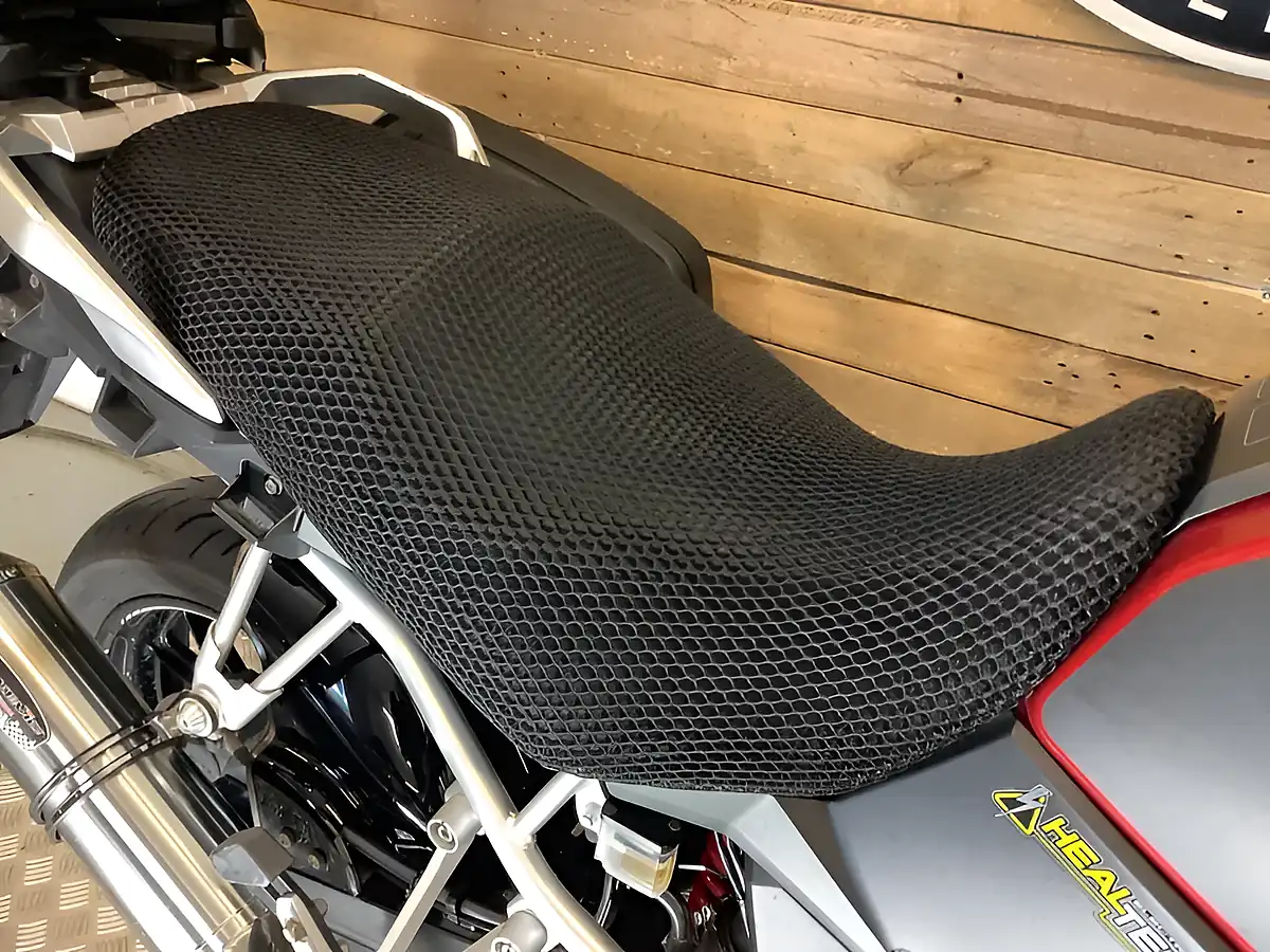 Used 2014 Suzuki V-Strom 1000 Red - Interior and Exterior details 15