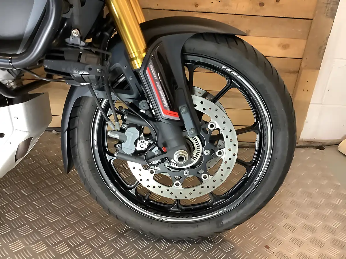 Used 2014 Suzuki V-Strom 1000 Red - Interior and Exterior details 19