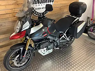 Used 2014 Suzuki V-Strom 1000 Red - Interior and Exterior details 3
