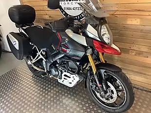 Used 2014 Suzuki V-Strom 1000 Red - Interior and Exterior details 5