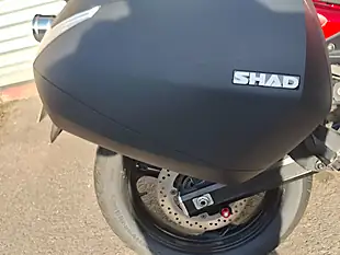Used 2014 Suzuki V-Strom 650 Red - Interior and Exterior details 10