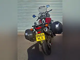 Used 2014 Suzuki V-Strom 650 Red - Interior and Exterior details 7