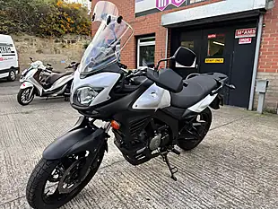 Used 2014 Suzuki V-Strom 650 White - Interior and Exterior details 6
