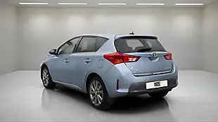 Used 2014 Toyota Auris Excel Blue - Interior and Exterior details 10