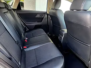 Used 2014 Toyota Auris Excel Blue - Interior and Exterior details 12