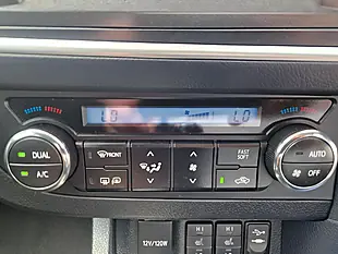 Used 2014 Toyota Auris Excel Bronze - Interior and Exterior details 15