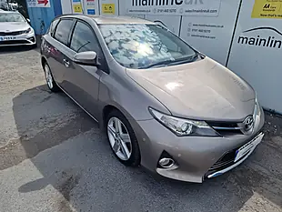 Used 2014 Toyota Auris Excel Bronze - Interior and Exterior details 6