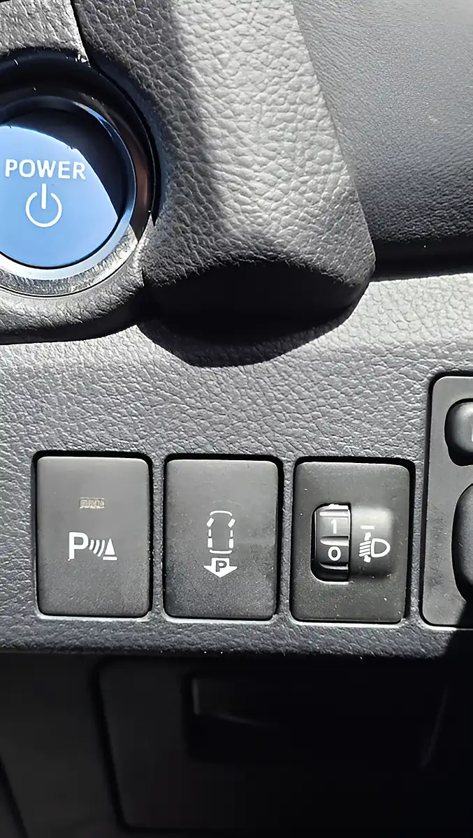 Used 2014 Toyota Auris Excel Touring Sports Blue - Interior and Exterior details 13