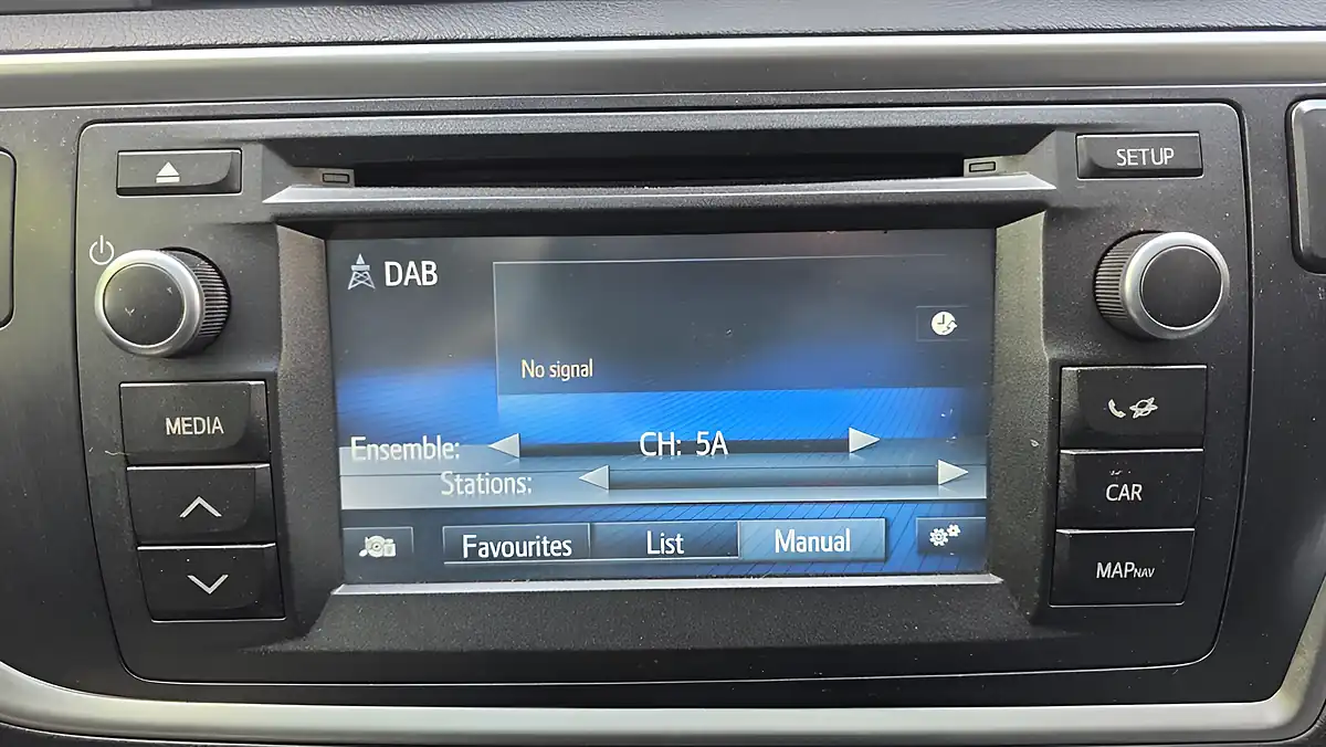 Used 2014 Toyota Auris Excel Touring Sports Blue - Interior and Exterior details 20